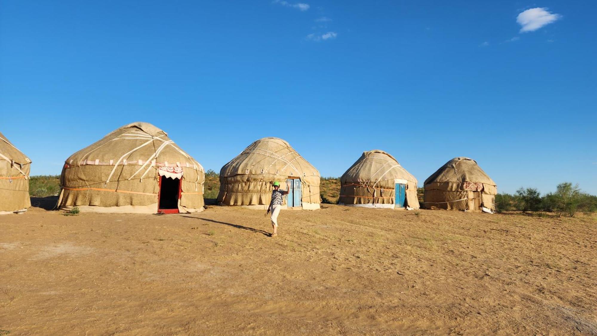 ホテル Authentic Uzbek Yurt Camp Eco-Friendly Nurota エクステリア 写真