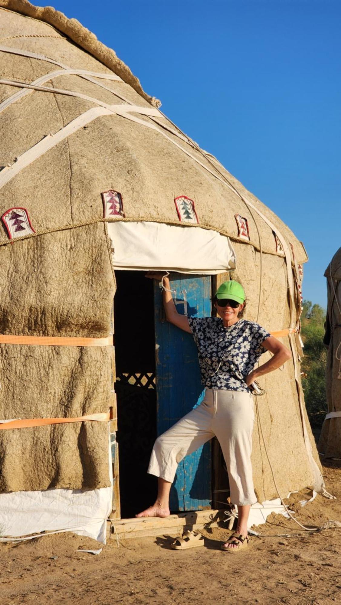 ホテル Authentic Uzbek Yurt Camp Eco-Friendly Nurota エクステリア 写真