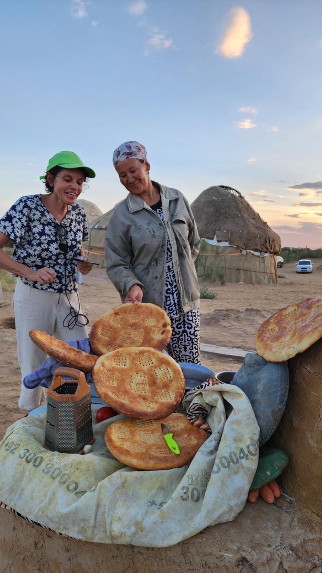 ホテル Authentic Uzbek Yurt Camp Eco-Friendly Nurota エクステリア 写真